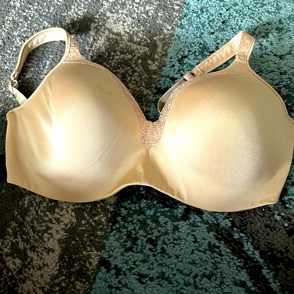 Playtex bra 44DD NWOT.